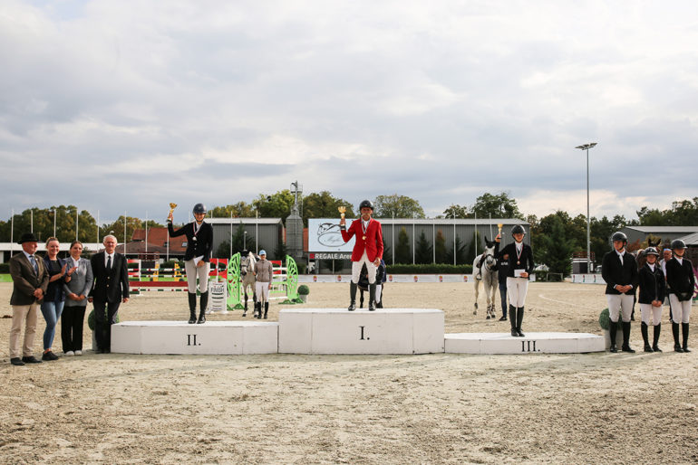 130 cm Felnőtt Döntő Eredményhirdetés