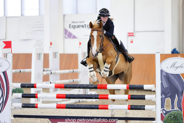 7110ny Nyíri Anna Jázmin PET2401