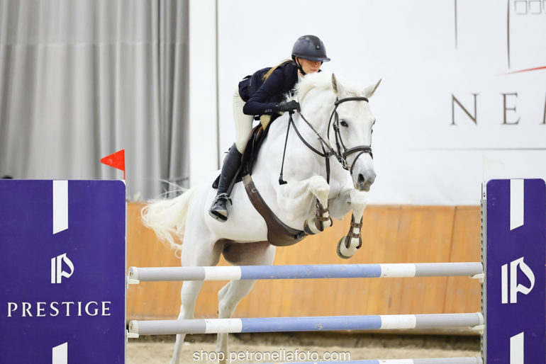 10125 Kámán Nóra PET2927