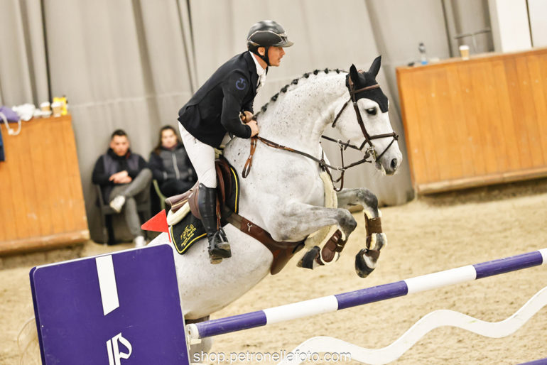 31140cm nyitott vrsz MK minősítő Búza Krisztián PET0585