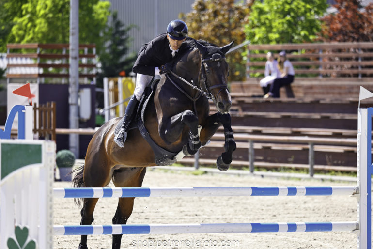 14 110cm nyitott vrsz Tamás Csaba IA VIKING PET0464