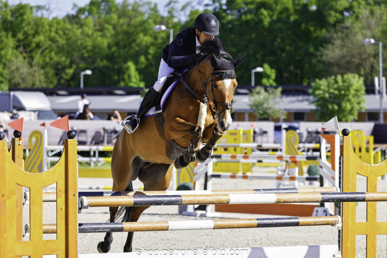 30 130cm nyitott vrsz Faluhelyi Ádám PET1596